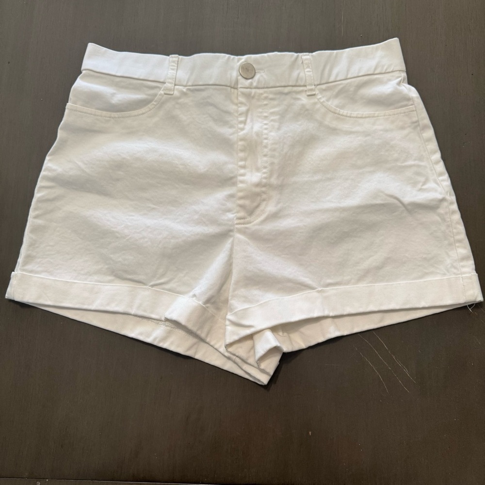 Zara White Casual High Waist Women’s Shirts Size L Waist: 30.5” Inseam: 1.5”